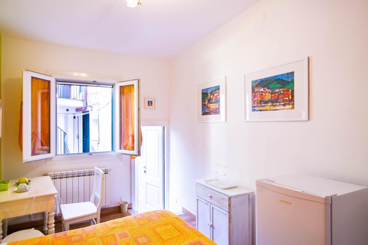 Solemagia In Via Roma Hotel Vernazza Kültér fotó